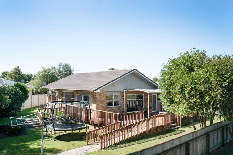 8 Perth Place Awapuni_12