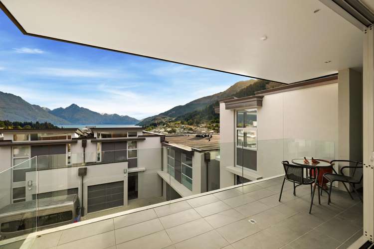 9/60 Hallenstein Street Queenstown_2