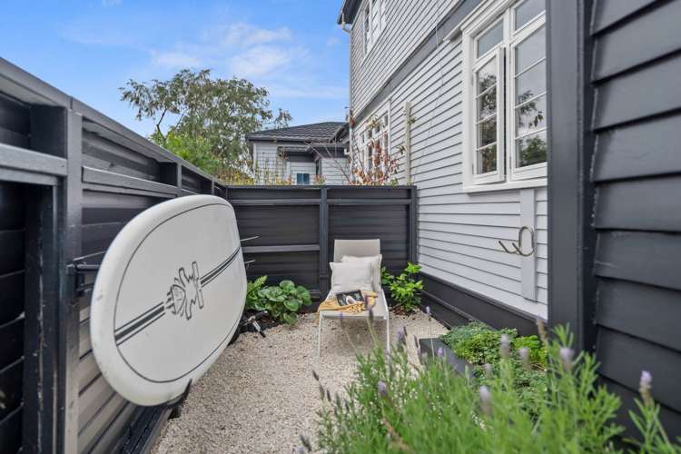 1/12a Church Street Devonport_21