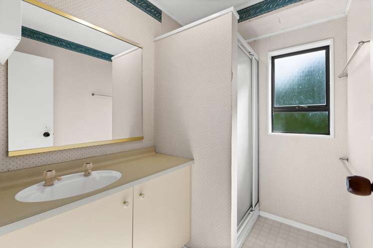 101 Mayfair Avenue Mayfair_7