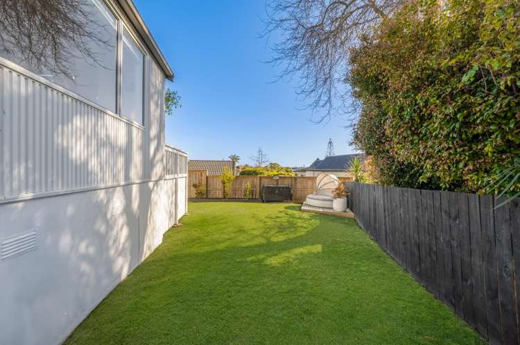 2/10 Trident Place Cockle Bay_20