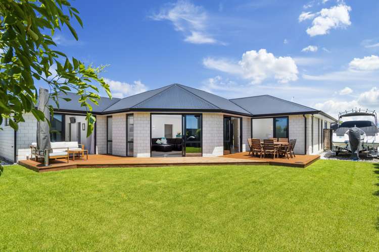 15 Sarcodia Place Papamoa_2