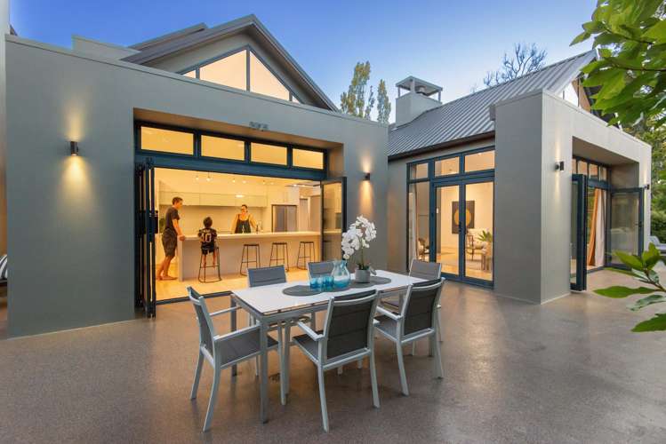 105 Gladstone Road South East Taieri_14