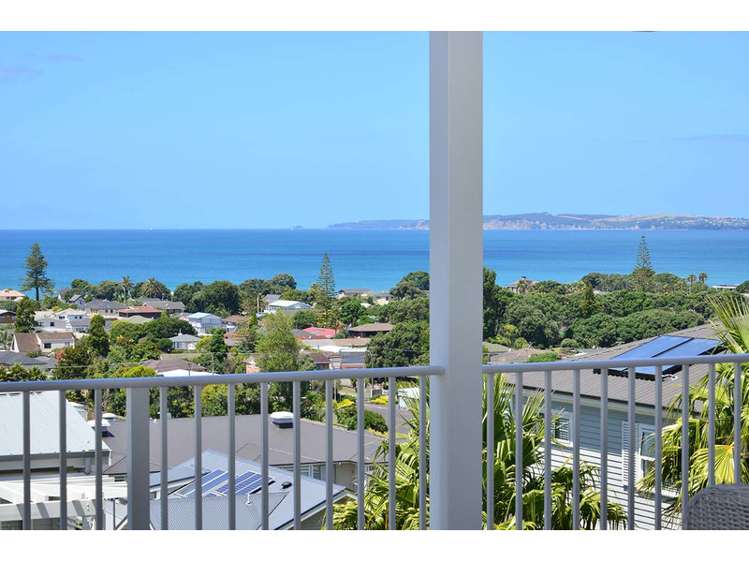 37 Panorama Heights Orewa_19