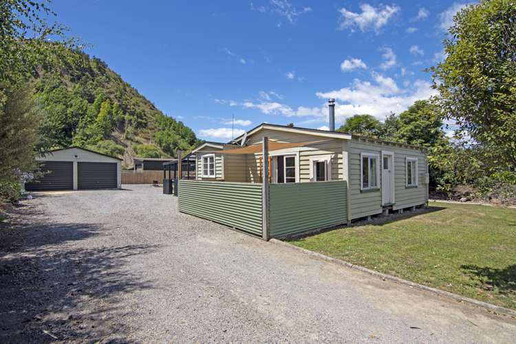 100 Pigeon Valley Road_0