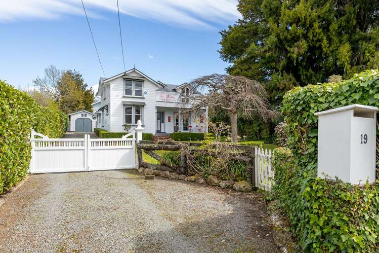 19 King Edward Street Lansdowne_31