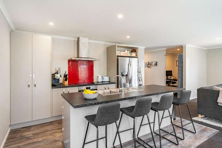 27 Brian Hughes Road Wainuiomata_5