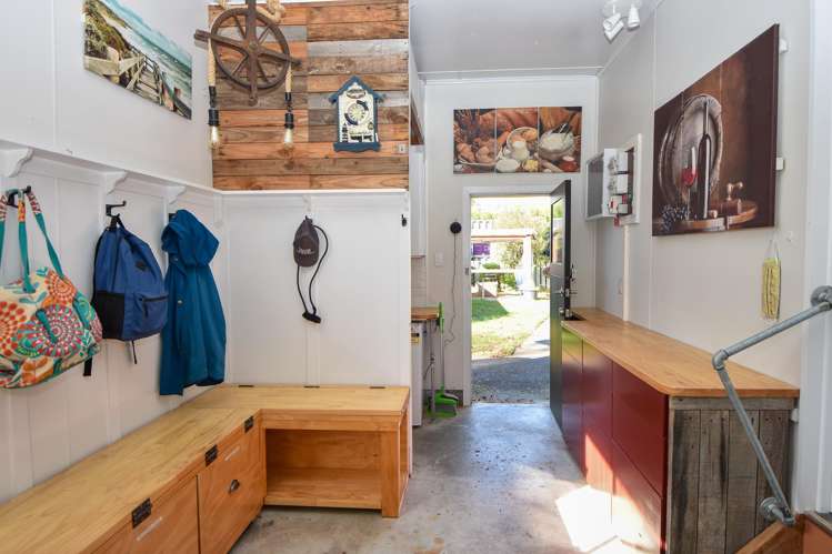 481 High Street South Carterton_15