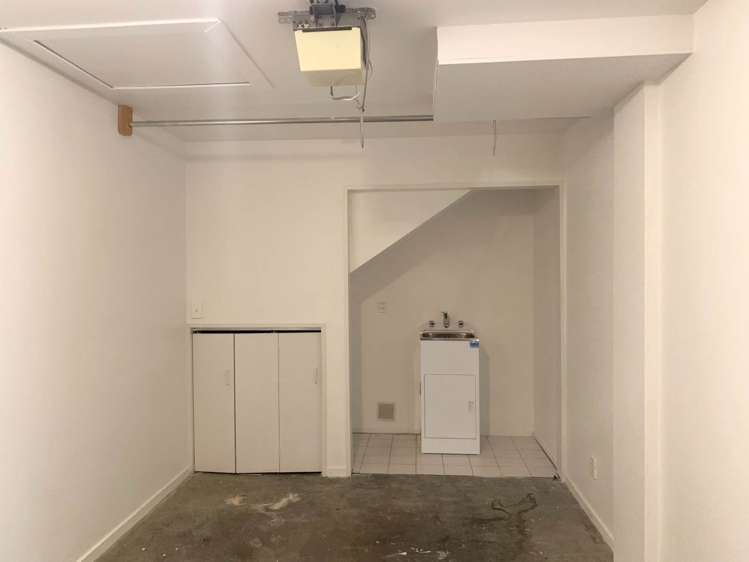 18/12 Ambrico Place New Lynn_2