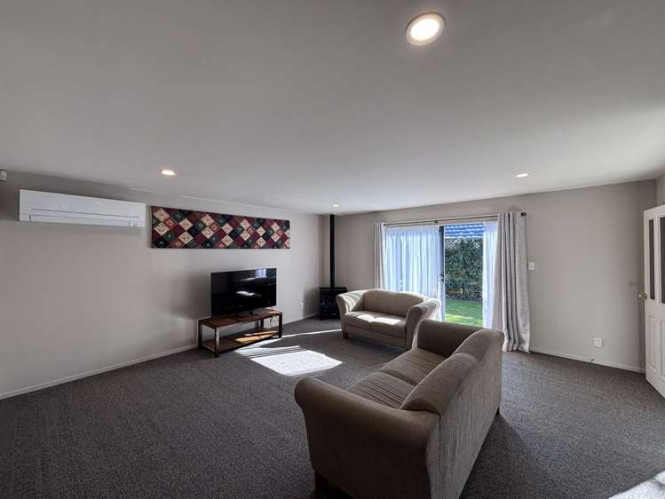 13a Charlesworth Street Woolston_6