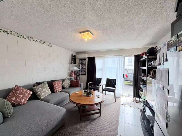 2/16 Bellevue Road Mt Eden_2