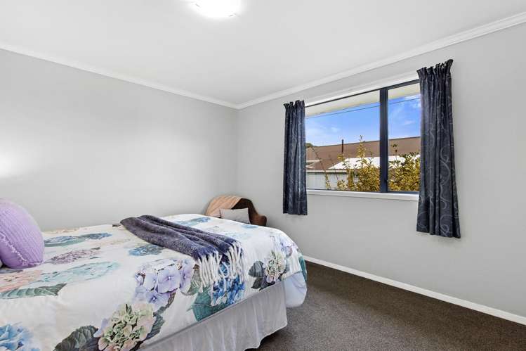2/7 Norana Road Maoribank_9