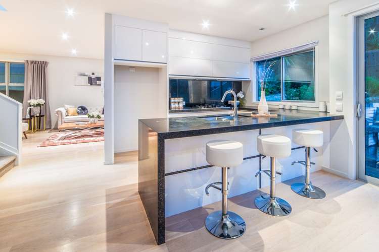 14b Colonel Barton Glade Saint Johns_9