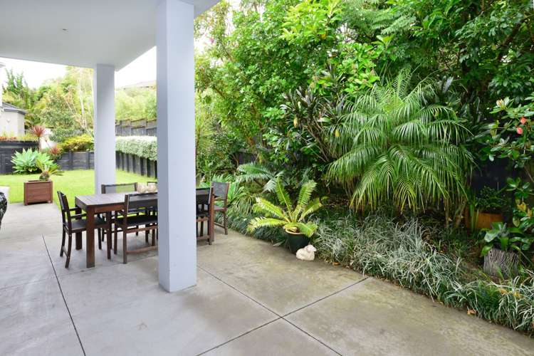 9 Lupetti Rise West Harbour_21