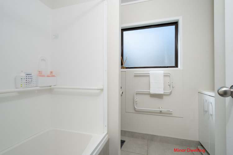 63 Hetherington Road Ranui_16