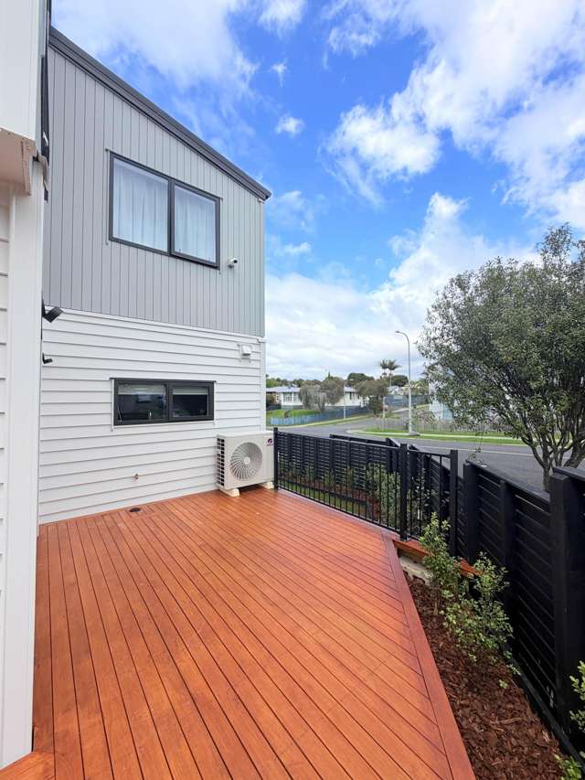 34 A Larne Avenue Pakuranga Heights_3