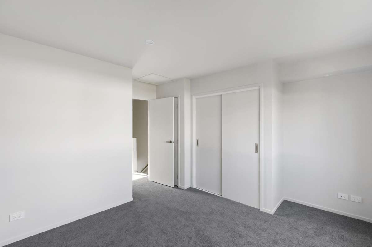 30/137 Hall Avenue_4
