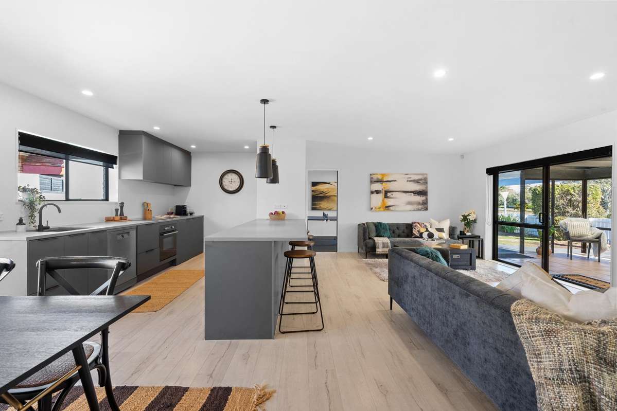 2/99 Riverside Road_3