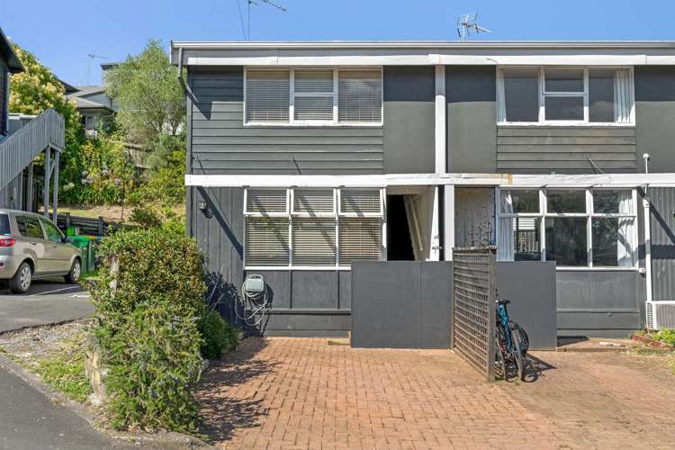 6/7 Don Croot Street Morningside_3