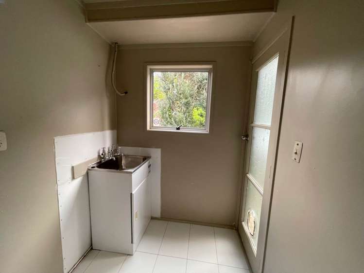 12 Beaudine Avenue Glenfield_9
