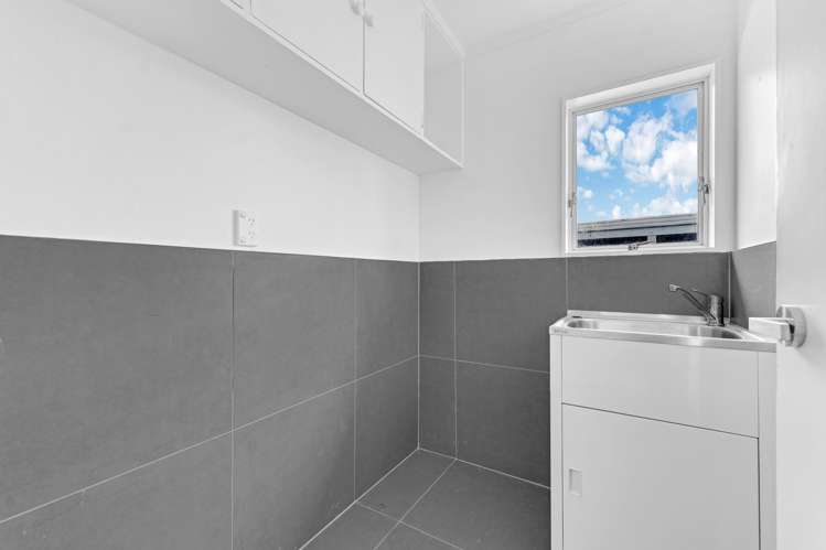 1/11 Justamere Place Weymouth_13