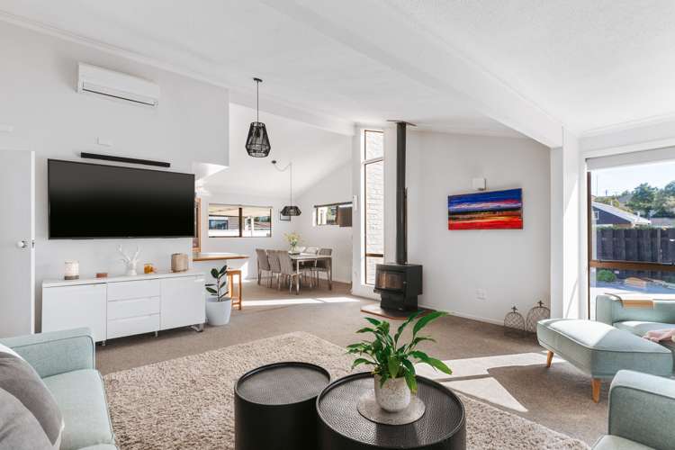 26 Shelley Street Otumoetai_14