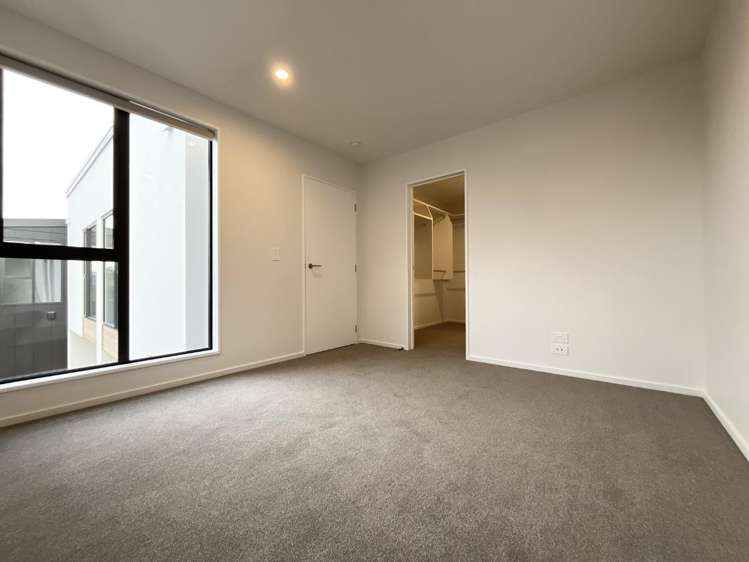 2/26 Sydney Street 10222_10