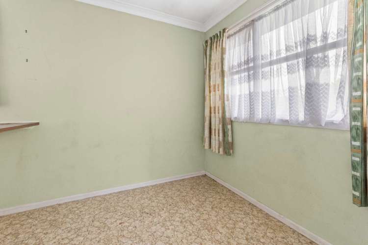 8 Susan Place Deanwell_6