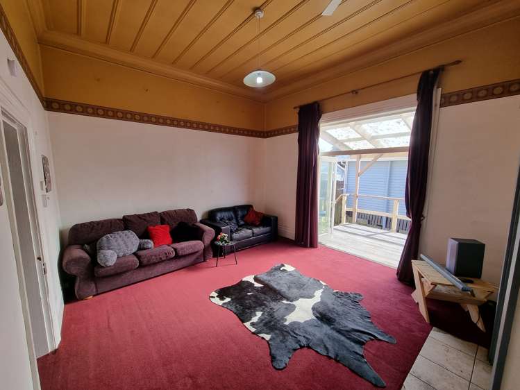 123 Hall Street Hokitika_2