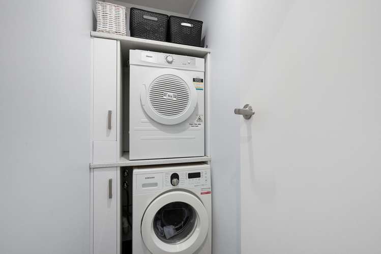 6 Jay Street Paparangi_11