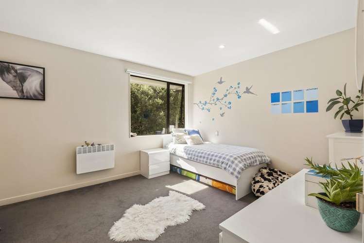 20/8 Thatcher Crescent Crofton Downs_9