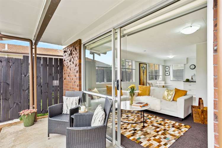 2/28 Roberts Road Te Atatu South_6