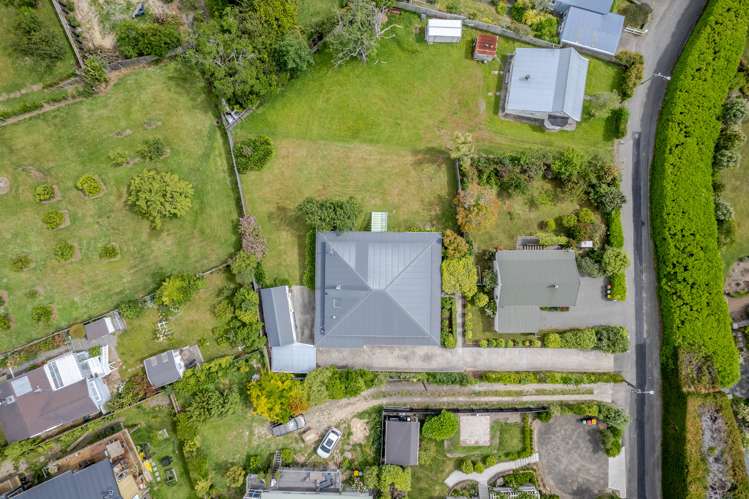 14 Percy Street Akaroa_33