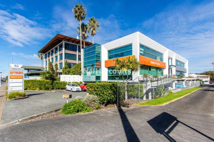 Office 4/46 Taharoto Road Takapuna_6