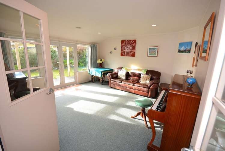 6 Marewa Place Waikanae Beach_14