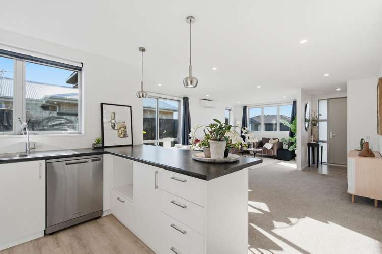 9 Chandler Way_1