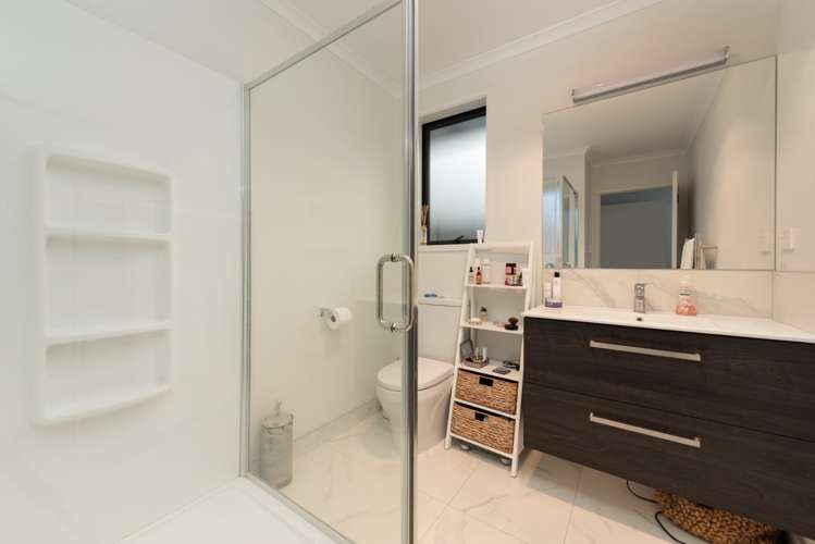 68 Pakanga Grove Pyes Pa_18