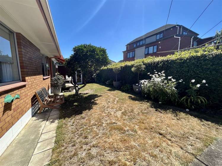 4/8 Turama Road Royal Oak_10