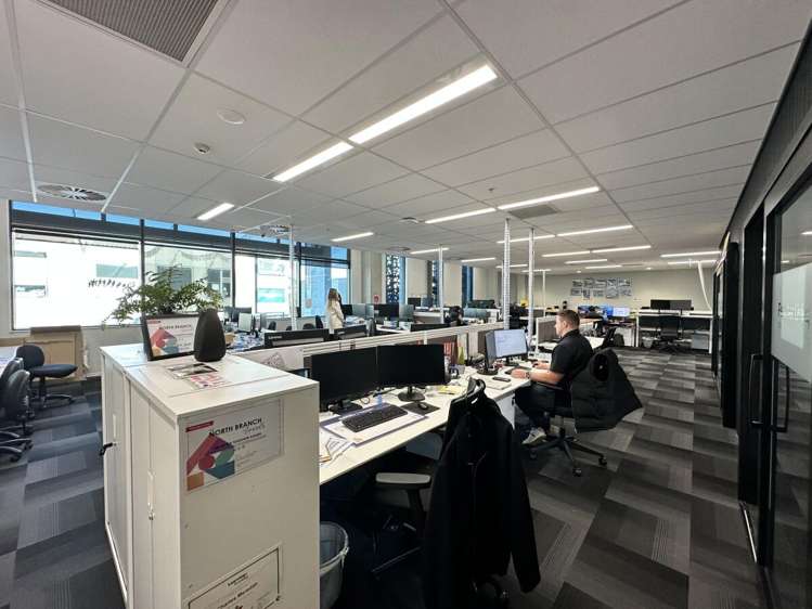 Level 1, 48 Maki Street Westgate_5