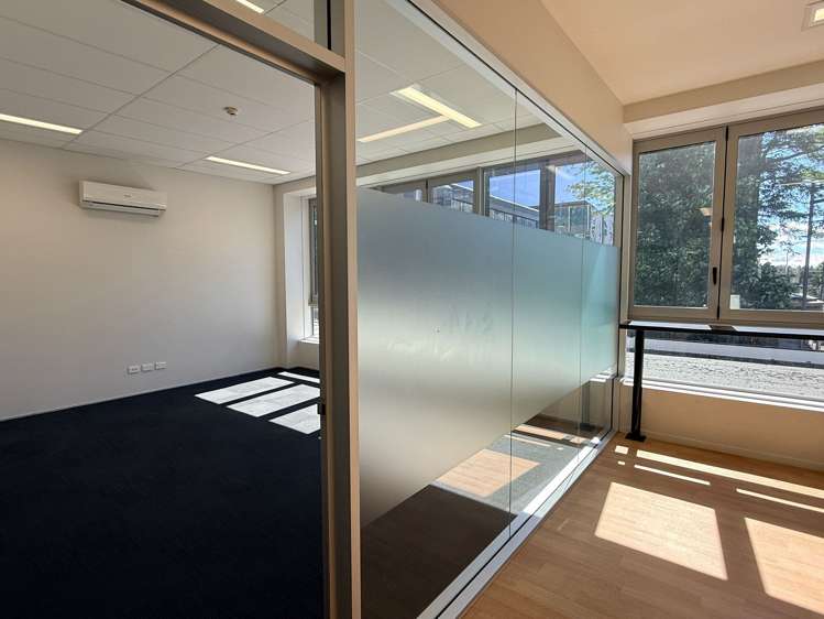 First Floor, 427 Victoria Street Central Hamilton Central_4