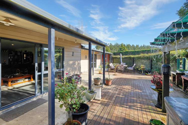 1122 Poyntzs Road West Eyreton_23