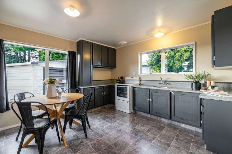 97 Benmore Avenue Cloverlea_6