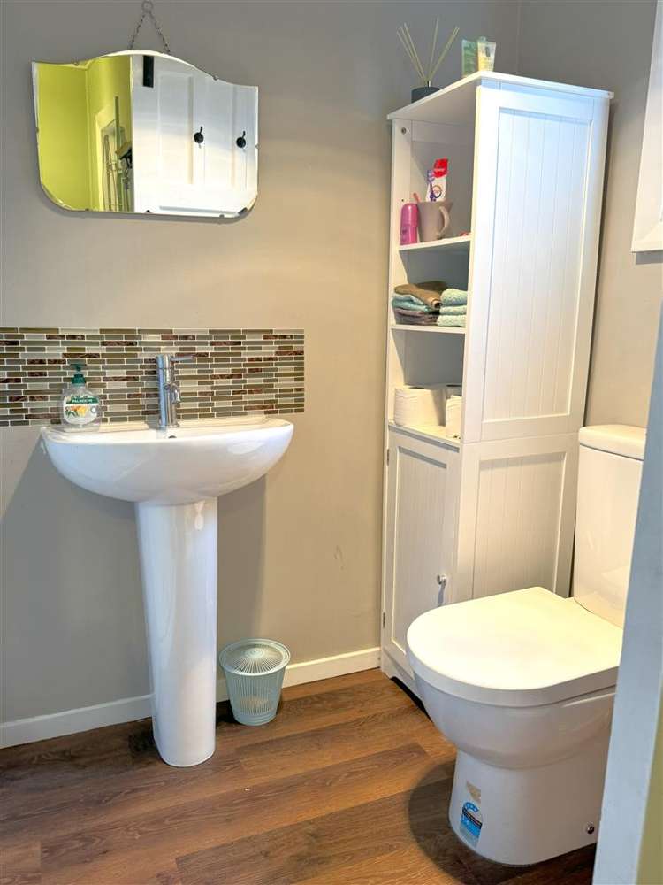 33 Macdougall Avenue Dunollie_18