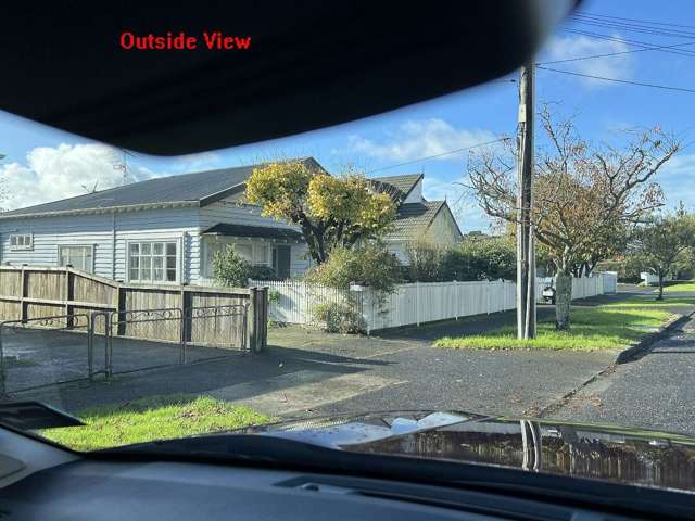 Classic 4 bedrooms house in Greenlane