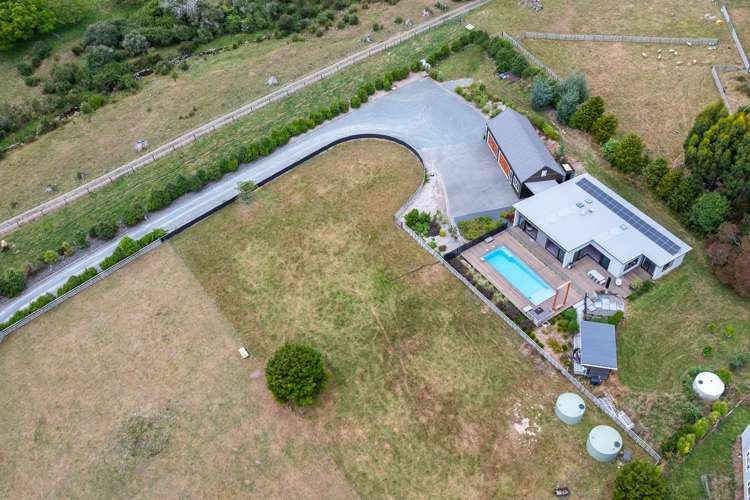 58 Colletts Road Mangaroa_51