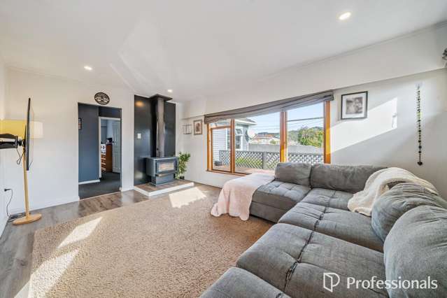 25 Coniston Street Wainuiomata_2