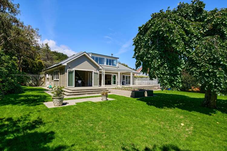 5 Cheviot Road, Lowry Bay Eastbourne_28