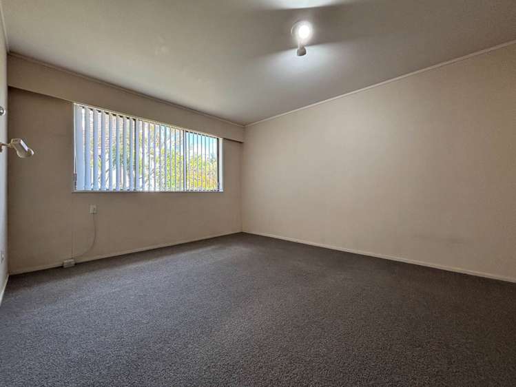 11A Mongorry Place Mt Roskill_10