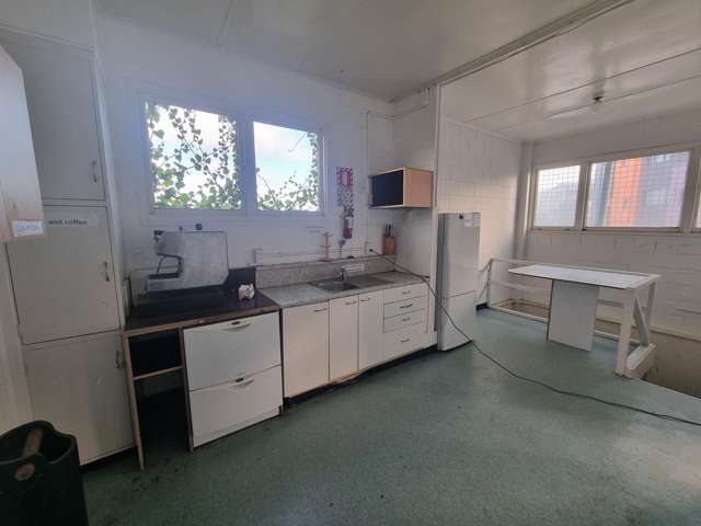 2/5 Ropa Lane Maupuia_2