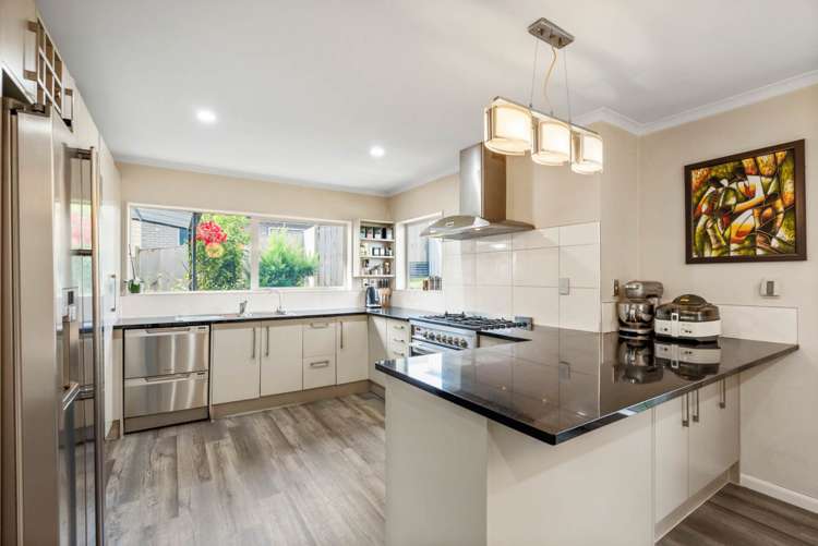 22 Muirlea Drive Flat Bush_6